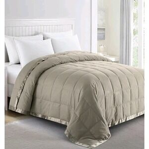 puredown® Blankets Queen Size - Soft Lightweight Down Blanket for All Seasons,